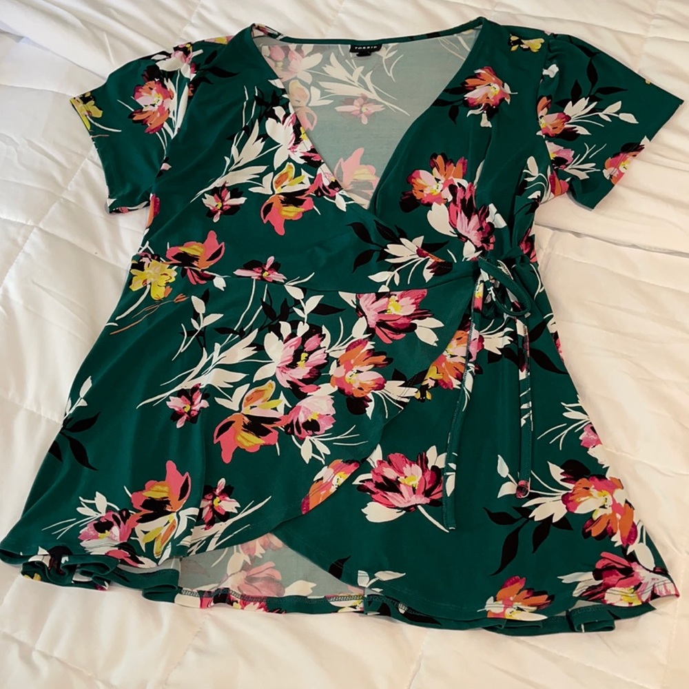 Torrid wrap shirt. Size 1X